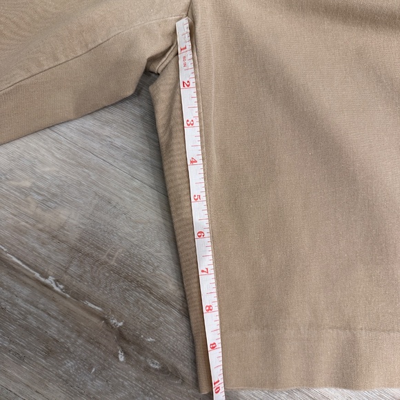 Ralph Lauren cotton blend shorts, size 2 - Picture 7 of 8